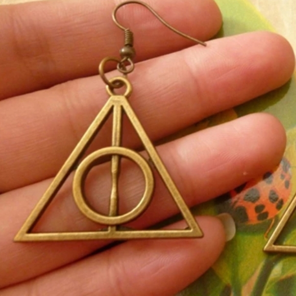 🔹️Harry Potter Hallows Earrings, Bronze - Picture 6 of 6